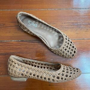TOMS Briella Tan Vegan Leather Woven Ballet Flats Women’s 6 🧡🎀